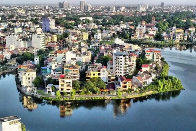Apartment-for-rent-in-truc-bach-hanoi-1