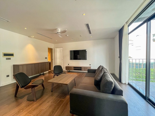 Apartment-for-rent-in-truc-bach-hanoi-4