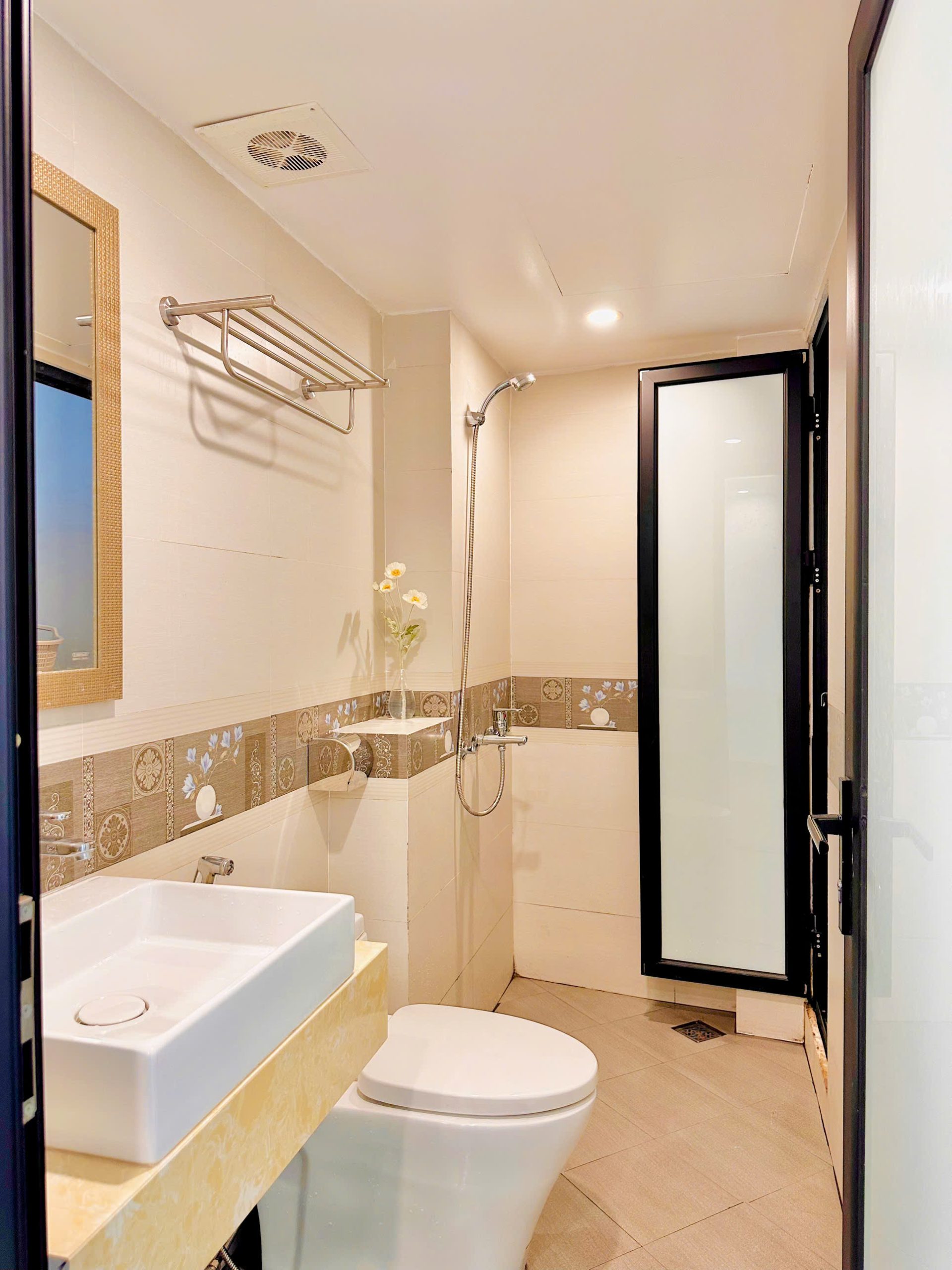 Z6726946540770_5744096e6afc4b9e733937a93ac17af5