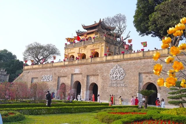 The-imperial-citadel-of-thang-long-a-unesco-world-heritage-site-and-one-of-the-most-historic-places-to-visit-in-hanoi