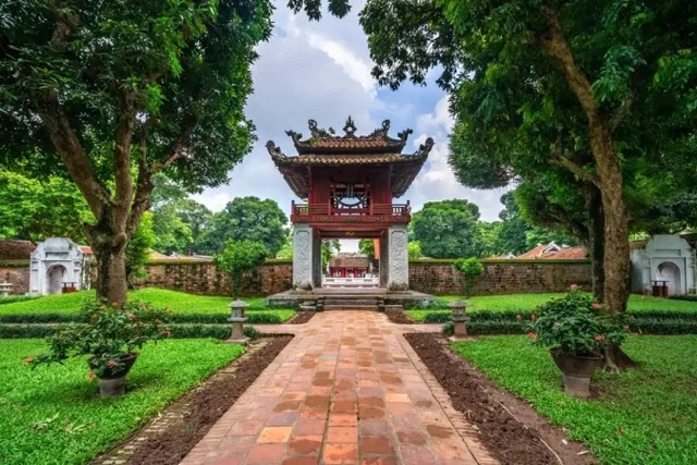 The-temple-of-literature-hanoi-first-university-is-a-must-see-cultural-site-and-a-favorite-among-foreign-visitors