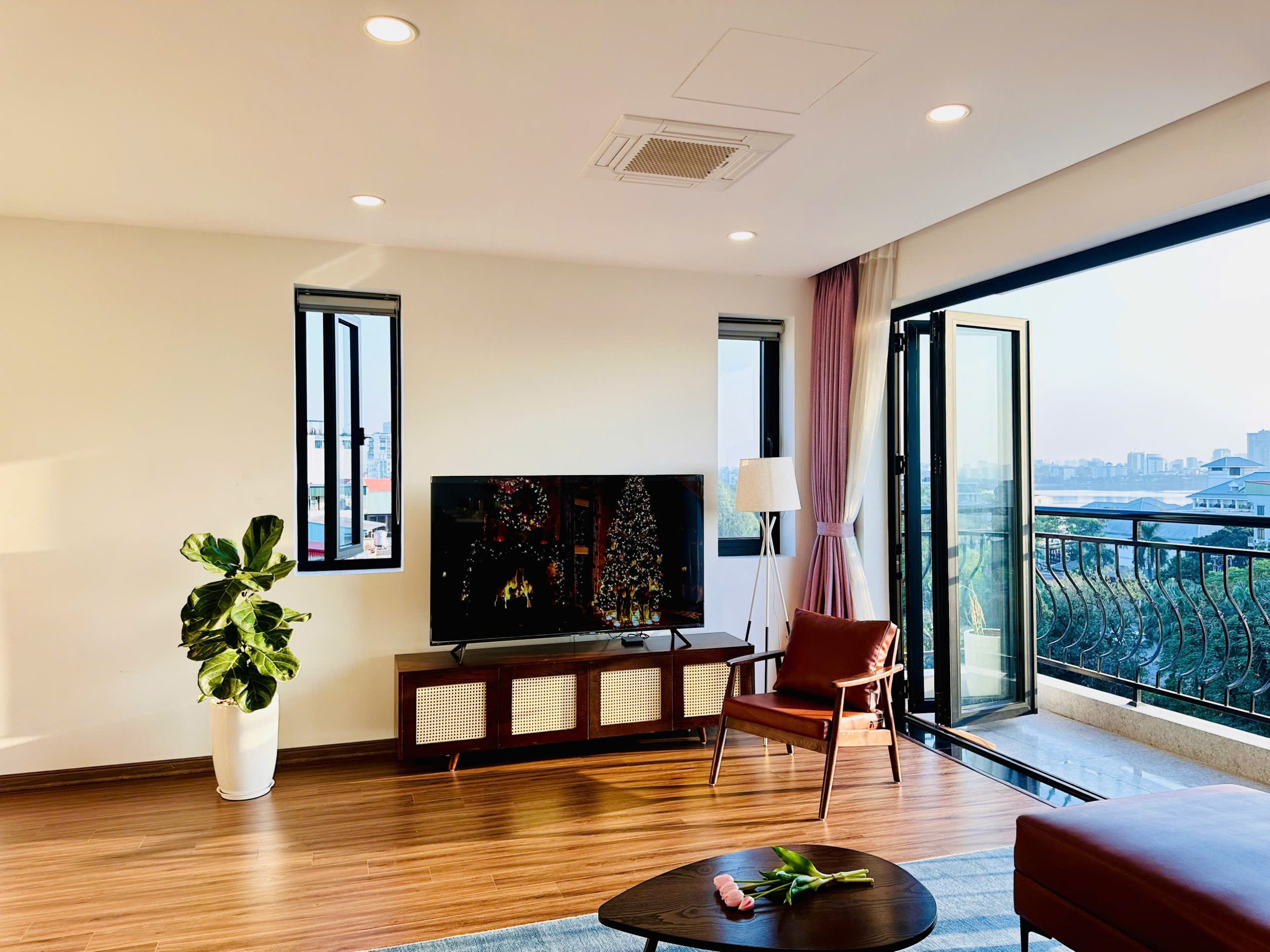 Z6726925575972_545d38e257f64af200638566e7ab6610