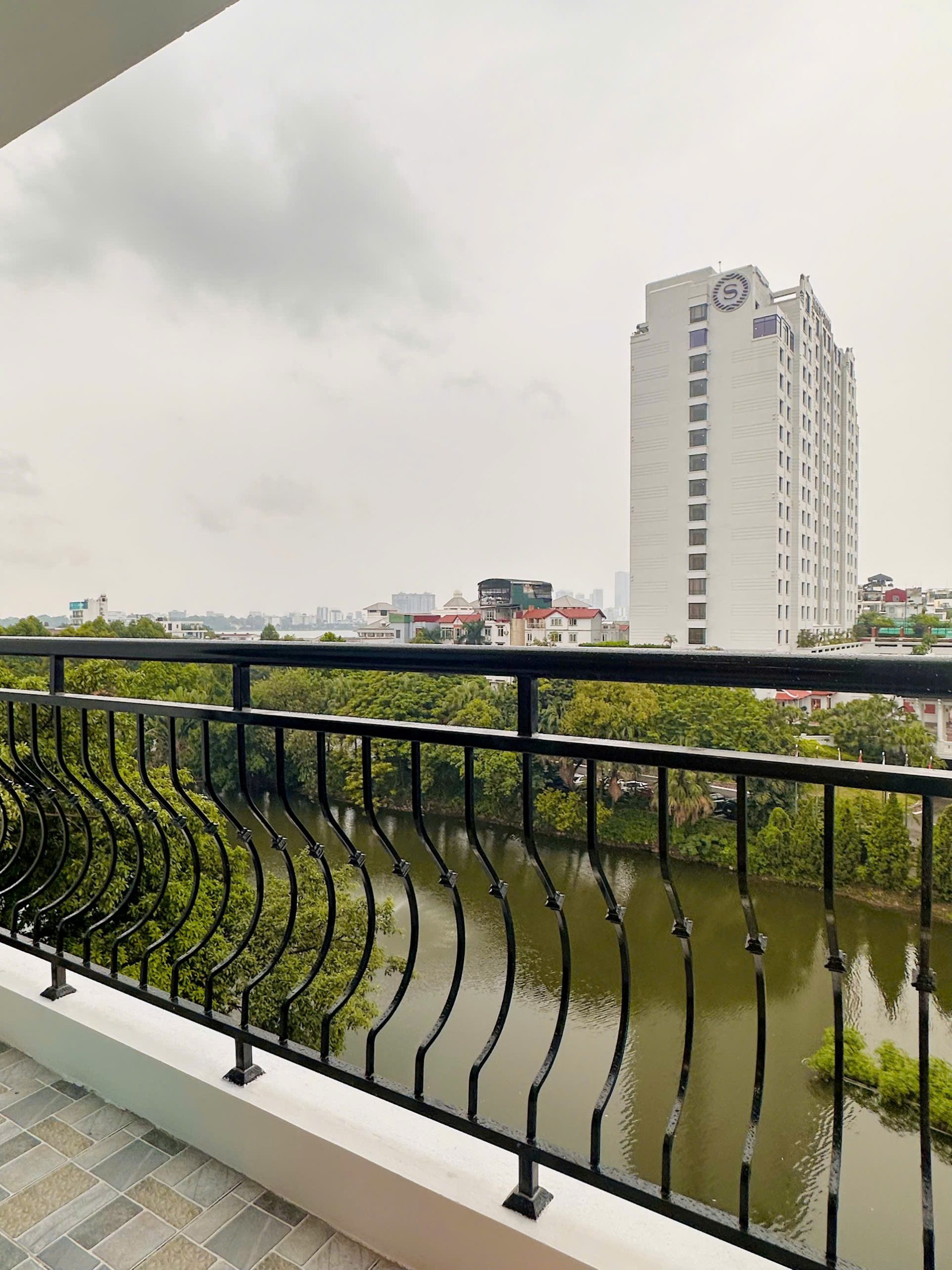 Z6726930317520_7c5d67a0efe67dda288d3ccf759a01ab