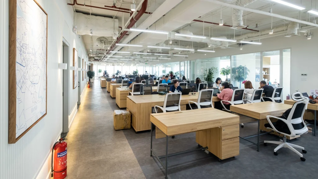 Office-spaces-at-lotte-center-hanoi