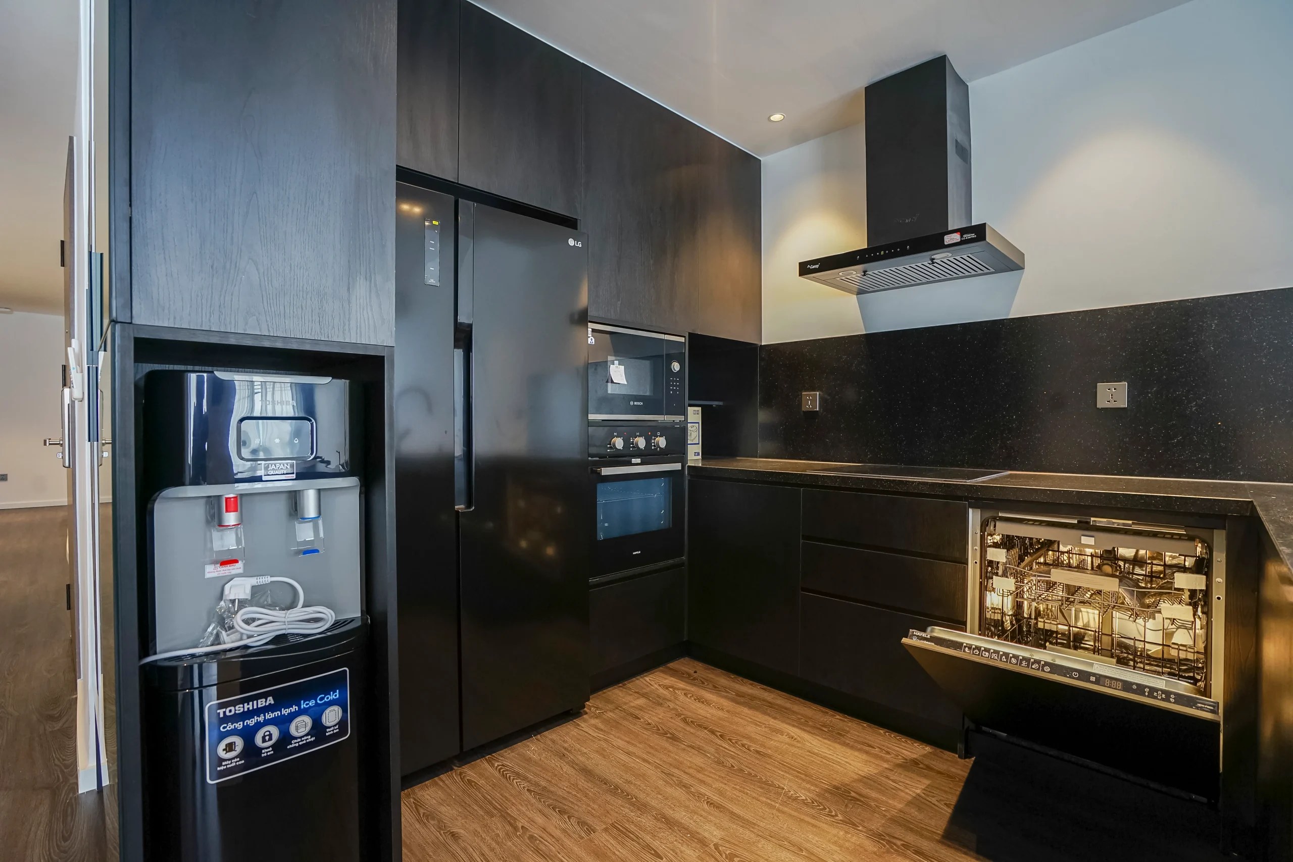Apartment-for-rent-in-quang-khanh-13