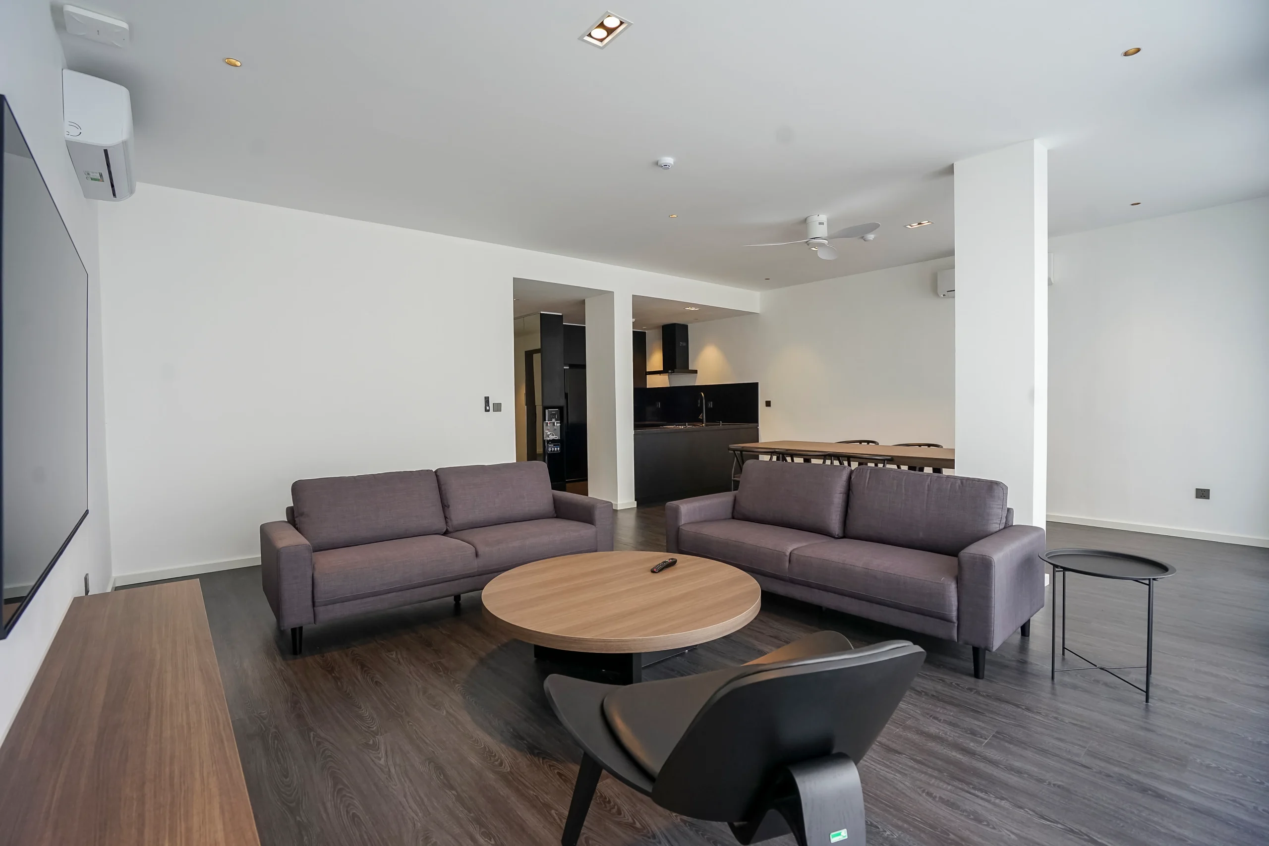 Apartment-for-rent-in-quang-khanh-4